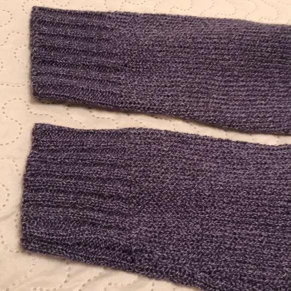 Carolyn Taylor Purple Cable Sweater Size Medium - Picture 14 of 15